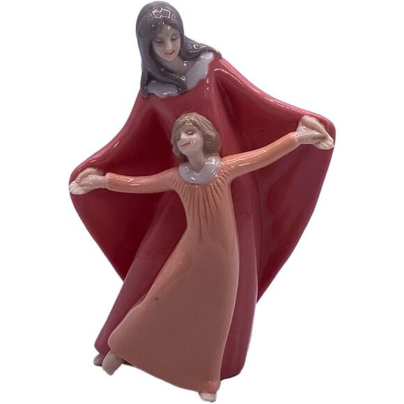 Hallmark Keepsake 2004 An Angel's Touch Collectible Christmas Ornament in Box - Picture 3 of 6